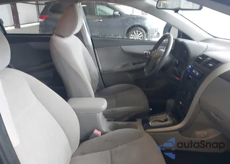 2010 Toyota Corolla Le z USA, uszkodzony, nr VIN 1NXBU4EE0AZ285538